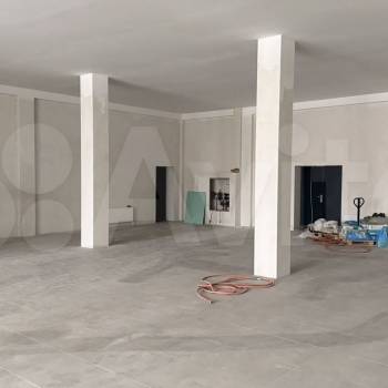 Сдается Нежилое помещение, 320 м²