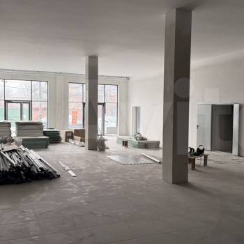 Сдается Нежилое помещение, 320 м²