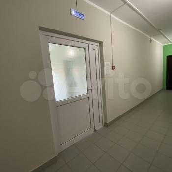 Продается 1-комнатная квартира, 40 м²