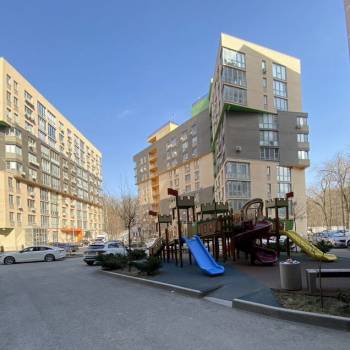 Продается 1-комнатная квартира, 40 м²