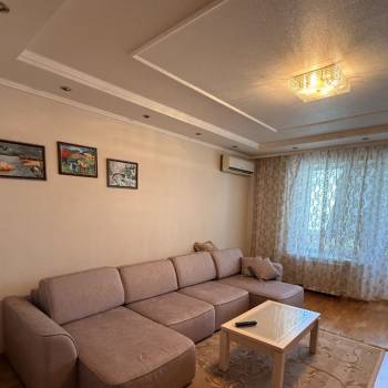 Продается 2-х комнатная квартира, 77 м²