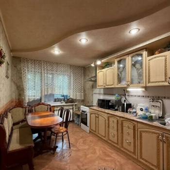 Продается 3-х комнатная квартира, 90 м²