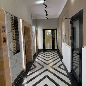 Продается 1-комнатная квартира, 47 м²