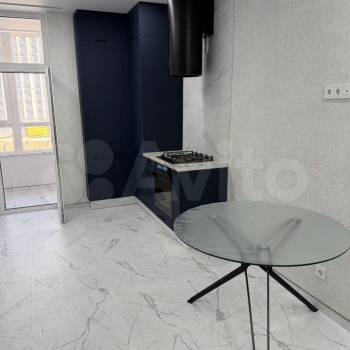 Продается 1-комнатная квартира, 47 м²