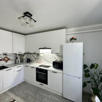 Продается 1-комнатная квартира, 50 м²