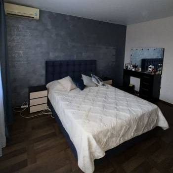 Продается Многокомнатная квартира, 87 м²