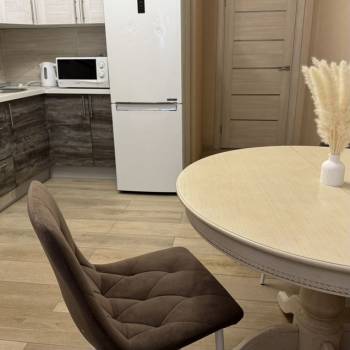 Продается 1-комнатная квартира, 40 м²