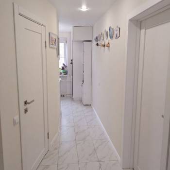 Продается 3-х комнатная квартира, 63,7 м²