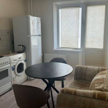 Сдается 1-комнатная квартира, 36,6 м²