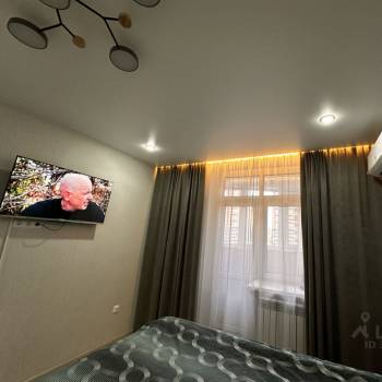 Сдается 1-комнатная квартира, 42 м²