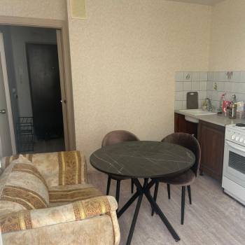 Сдается 1-комнатная квартира, 36,6 м²