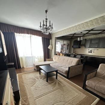 Продается 3-х комнатная квартира, 84 м²