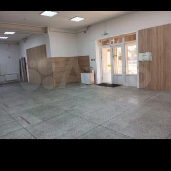 Сдается Нежилое помещение, 180 м²