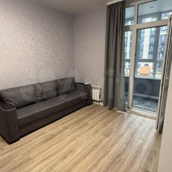 Продается 1-комнатная квартира, 32 м²