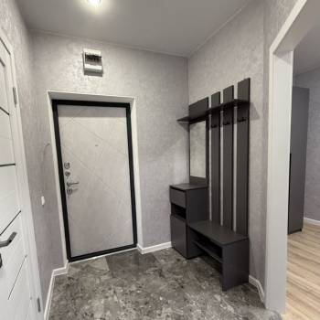 Продается 1-комнатная квартира, 32 м²