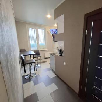 Продается 1-комнатная квартира, 35,9 м²
