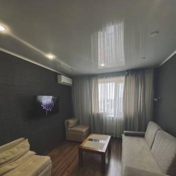 Продается 1-комнатная квартира, 32 м²