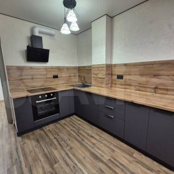 Продается 1-комнатная квартира, 51 м²