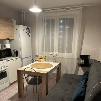 Сдается 1-комнатная квартира, 35 м²