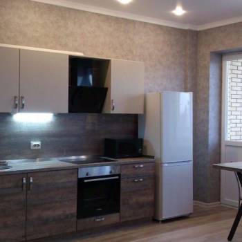 Сдается 1-комнатная квартира, 43 м²