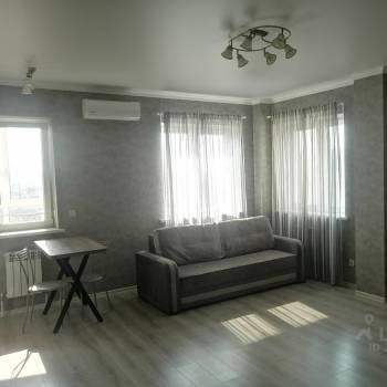 Сдается 1-комнатная квартира, 43 м²