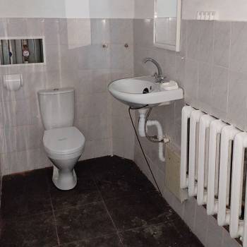 Сдается Нежилое помещение, 1664 м²