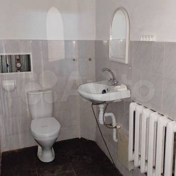 Сдается Нежилое помещение, 1664 м²
