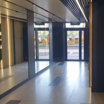 Продается 1-комнатная квартира, 37 м²