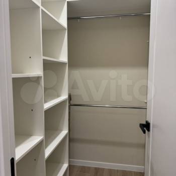 Продается 1-комнатная квартира, 37 м²