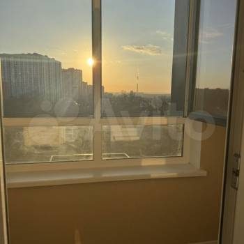 Продается 1-комнатная квартира, 37 м²