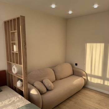 Продается 1-комнатная квартира, 37 м²