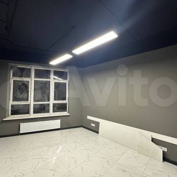 Сдается Нежилое помещение, 192 м²