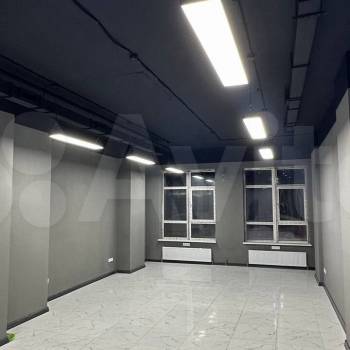 Сдается Нежилое помещение, 192 м²