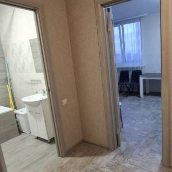 Сдается 1-комнатная квартира, 42 м²