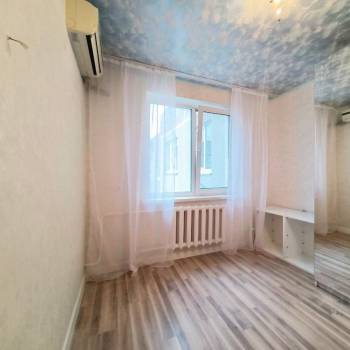 Продается 3-х комнатная квартира, 63 м²