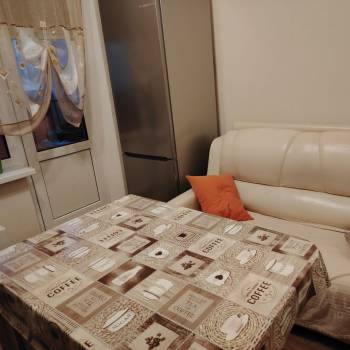 Продается 1-комнатная квартира, 42,7 м²