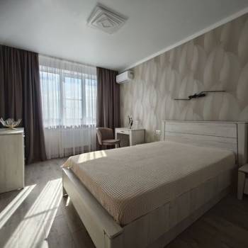 Сдается 1-комнатная квартира, 42 м²