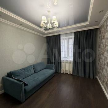 Сдается Многокомнатная квартира, 90 м²