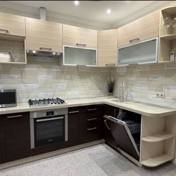 Сдается Многокомнатная квартира, 90 м²