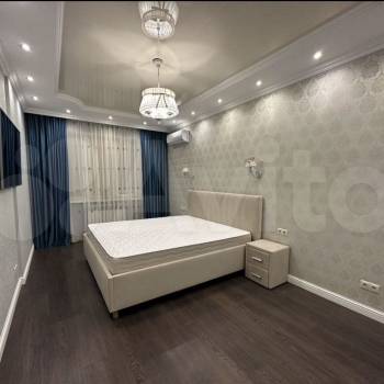 Сдается Многокомнатная квартира, 90 м²