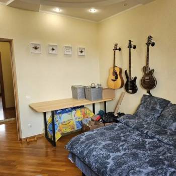 Продается Многокомнатная квартира, 136,5 м²