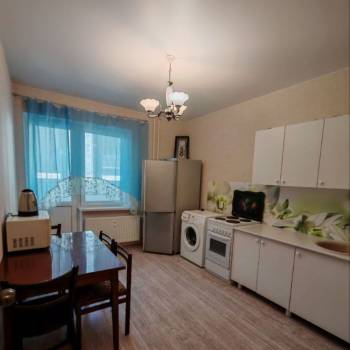 Сдается 1-комнатная квартира, 37 м²