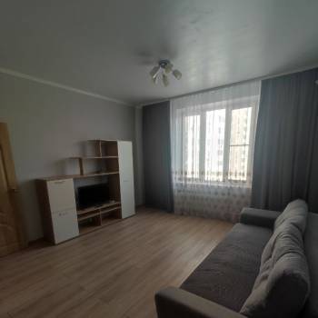 Сдается 1-комнатная квартира, 37 м²