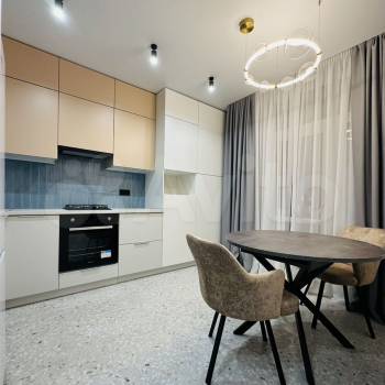 Продается 1-комнатная квартира, 33 м²