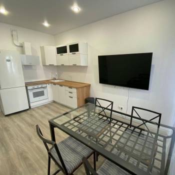 Сдается 1-комнатная квартира, 40 м²