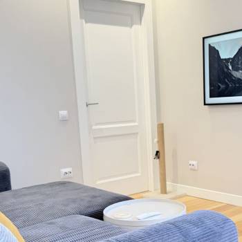 Продается 2-х комнатная квартира, 55,9 м²