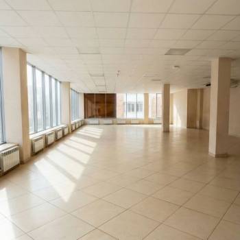 Сдается Нежилое помещение, 167 м²