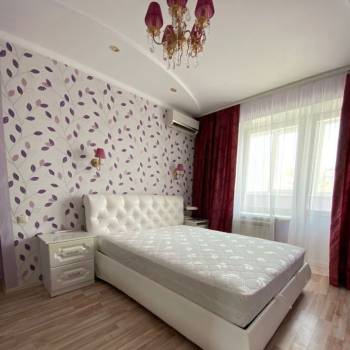 Продается 2-х комнатная квартира, 80 м²