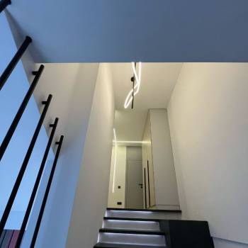 Продается Многокомнатная квартира, 145 м²