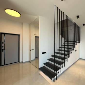Продается Многокомнатная квартира, 145 м²